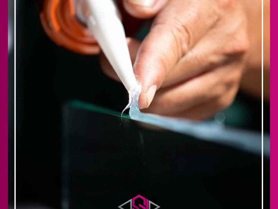 تفاوت چسب ماستیک و آکواریوم